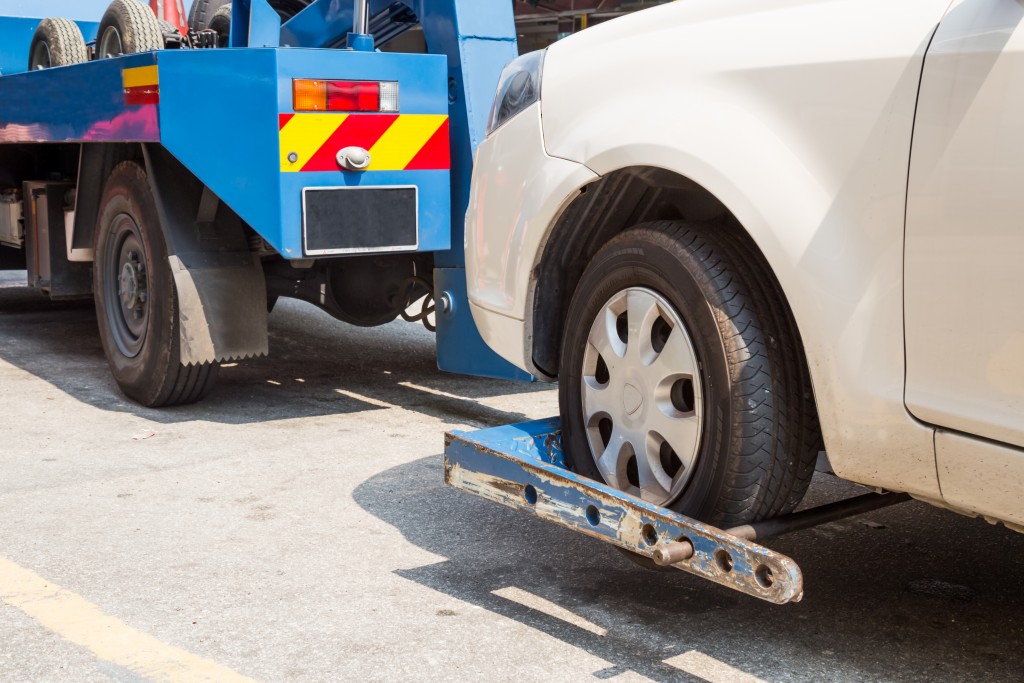 Common Towing Damages and How to Avoid Them