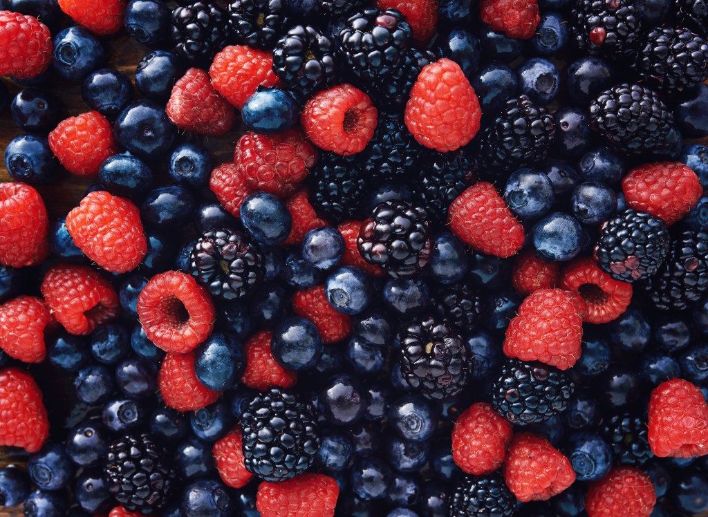 different kinds of berries